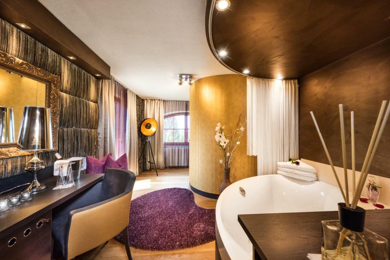 Hotel Winzer Wellness & Kuscheln سانكت جورجين ام اترغاو المظهر الخارجي الصورة