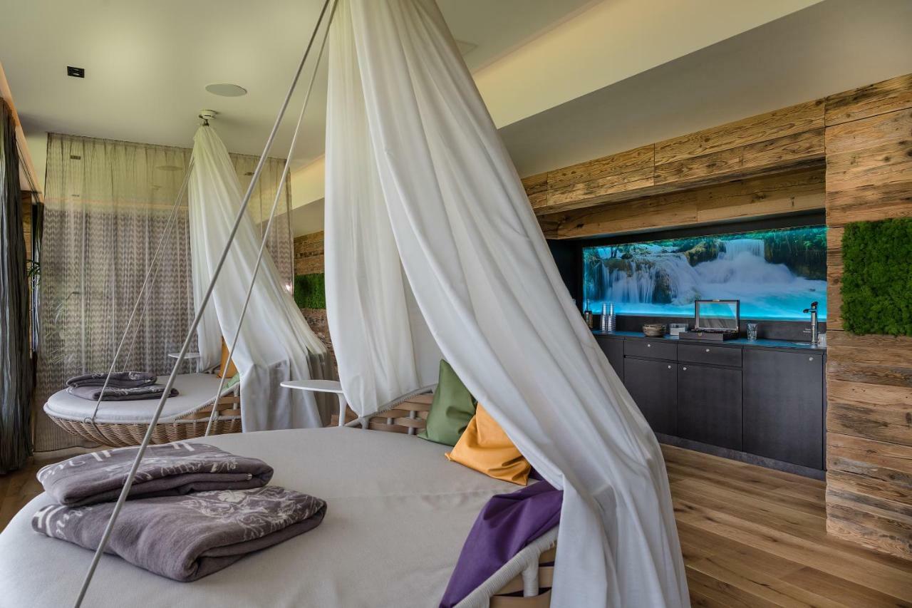 Hotel Winzer Wellness & Kuscheln سانكت جورجين ام اترغاو المظهر الخارجي الصورة